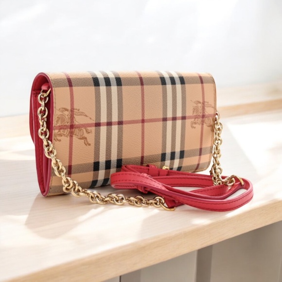 Burberry Haymarket Check Henley Coated
Canvas Wallet on Chain Like New! - Picture 9 of 16